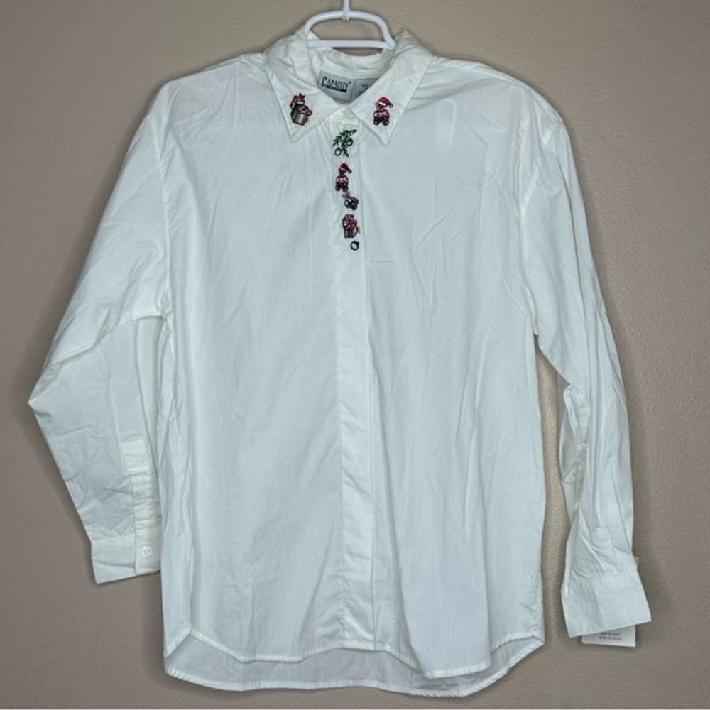 Capacity Vintage Women's White Christmas Embroidered Button Front Shirt‎ Size LP